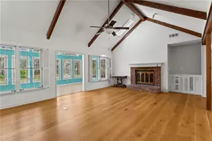 146 Lakeside Dr NW, Kennesaw, GA 30144 - Photo 4