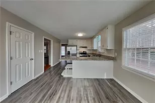 629 Driftwood Dr, Woodstock, GA 30189 - Photo 6