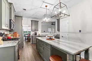 2021 Crestview Way, Woodstock, GA 30188 - Photo 10