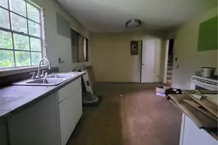 2836 Oldknow Dr, Atlanta, GA 30318 - Photo 6