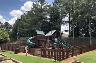 1351 Pinebreeze Ct, Marietta, GA 30062 - Photo 34