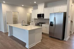 7309 Mulberry Trace Ln, Flowery Branch, GA 30542 - Photo 6