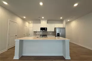 7309 Mulberry Trace Ln, Flowery Branch, GA 30542 - Photo 4