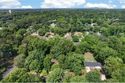 1370 Driftwood Court, Roswell, GA 30075 - Photo 36