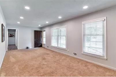 759 Glen Circle, Lawrenceville, GA 30044 - Photo 4