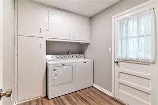 759 Glen Circle, Lawrenceville, GA 30044 - Photo 10