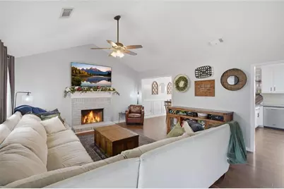 486 Monticello Court, Winder, GA 30680 - Photo 4