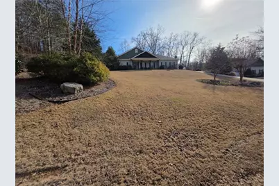 9530 Lee Circle, Gainesville, GA 30506 - Photo 2