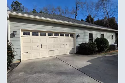 9530 Lee Circle, Gainesville, GA 30506 - Photo 4