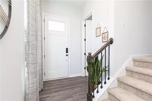 4325 Buttonwood Ln, Lilburn, GA 30047 - Photo 10