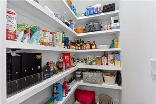 805 Castile Ln, Woodstock, GA 30188 - Photo 16