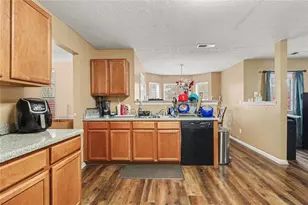 5759 Shoals Pl Trail, Atlanta, GA 30349 - Photo 12