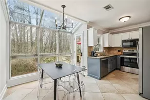 42 Mt Vernon Cir, Atlanta, GA 30338 - Photo 16