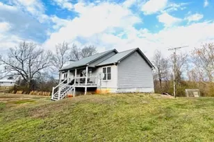 1982 Moccasin Gap Rd, Lula, GA 30554 - Photo 2