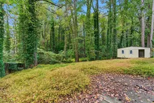 2543 Susan Ln SW, Atlanta, GA 30331 - Photo 18