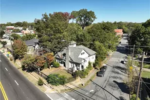 672 Cascade Ave SW, Atlanta, GA 30310 - Photo 4