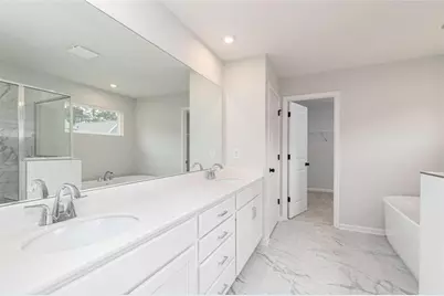 306 Chattahoochee Circle, Locust Grove, GA 30248 - Photo 6