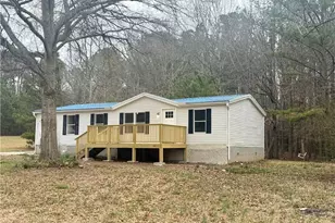 56 Tallahatchee Dr, Carrollton, GA 30116 - Photo 2