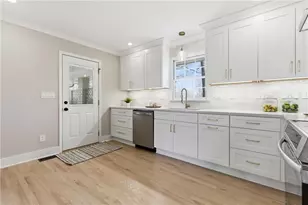 3055 St Helena Dr, Tucker, GA 30084 - Photo 10