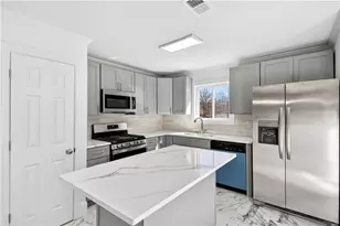 3074 Hidden Lake Dr, Duluth, GA 30096 - Photo 10