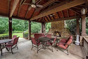 2856 Overlook Trace NE, Atlanta, GA 30324 - Photo 4