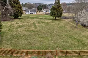 8440 River Bluff Pl, Ball Ground, GA 30107 - Photo 10