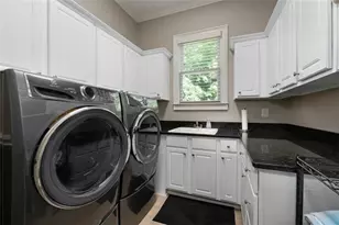 3835 Rockhaven Ct, Marietta, GA 30066 - Photo 28