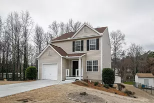 2147 Luna Ln, Gainesville, GA 30504 - Photo 2