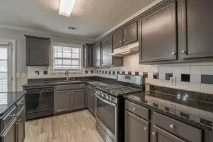 2147 Luna Ln, Gainesville, GA 30504 - Photo 8