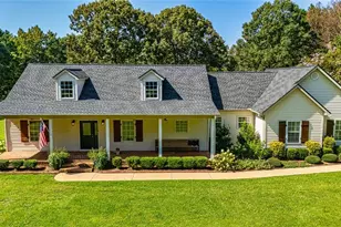 696 State Rte 18, Barnesville, GA 30204 - Photo 1