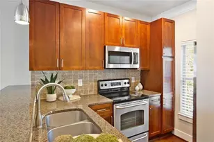 220 Semel Cir NW, Atlanta, GA 30309 - Photo 4