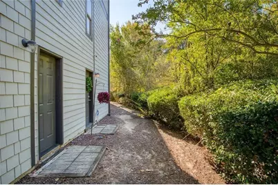 220 Semel Circle NW #138, Atlanta, GA 30309 - Photo 2