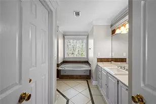 812 Deep Lake Dr NW, Kennesaw, GA 30144 - Photo 28