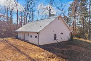 665 N Holcomb Dr, Martin, GA 30557 - Photo 12