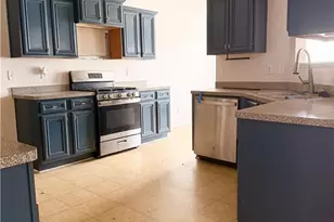 620 Superior Way, Fairburn, GA 30213 - Photo 4