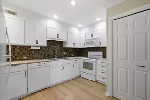 3405 Ashwood Ln, Atlanta, GA 30341 - Photo 10