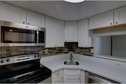 2870 Pharr Court South NW #2903, Atlanta, GA 30305 - Photo 14