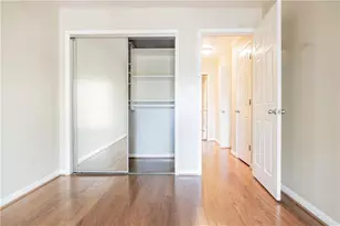 28207 Plantation Dr NE, Atlanta, GA 30324 - Photo 20
