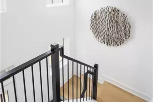 201 New St, Decatur, GA 30030 - Photo 2