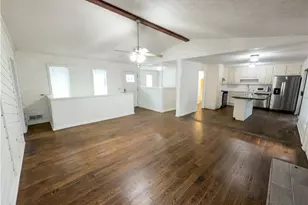 124 Creekview Dr, Woodstock, GA 30188 - Photo 6