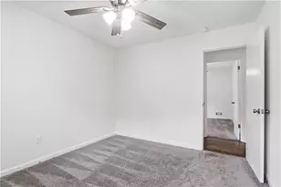 124 Creekview Dr, Woodstock, GA 30188 - Photo 18