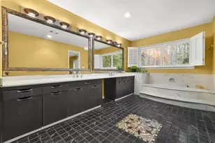 1460 Silver Hill Rd, Stone Mountain, GA 30087 - Photo 4