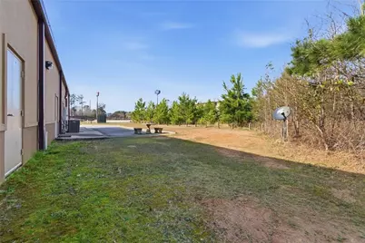 142 Hampton Court, Commerce, GA 30529 - Photo 34