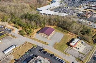 142 Hampton Ct, Commerce, GA 30529 - Photo 1