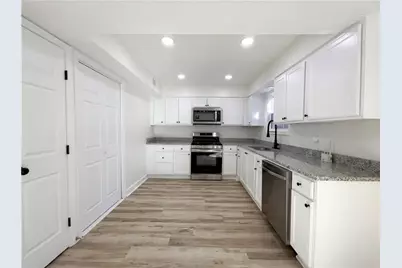 1287 Old Countryside Circle W, Stone Mountain, GA 30083 - Photo 2