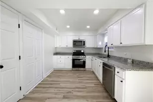 1287 Old Countryside Cir W, Stone Mountain, GA 30083 - Photo 2