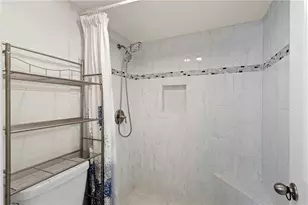 9 Vista Square NW, Atlanta, GA 30327 - Photo 18