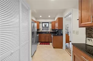 9 Vista Square NW, Atlanta, GA 30327 - Photo 8