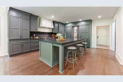 5666 Long Island Drive NW, Atlanta, GA 30327 - Photo 16