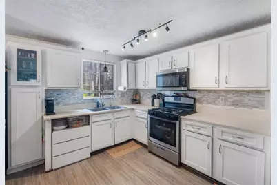 3274 Adelade Court, Lithonia, GA 30038 - Photo 4